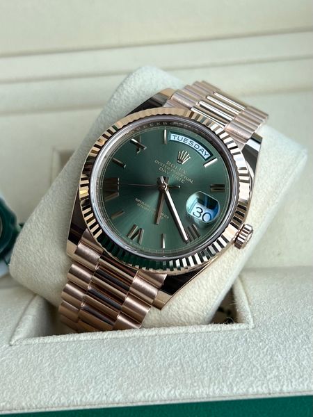 Rolex Day-Date 40 228235